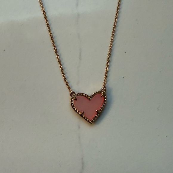 Kendra Scott Jewelry - Kendra Scott Ari heart necklace